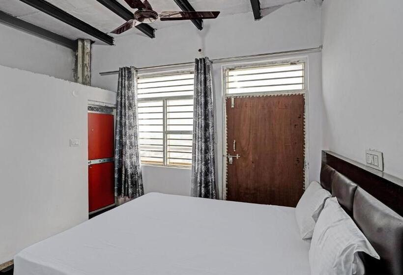 Spot On Hotel Delight