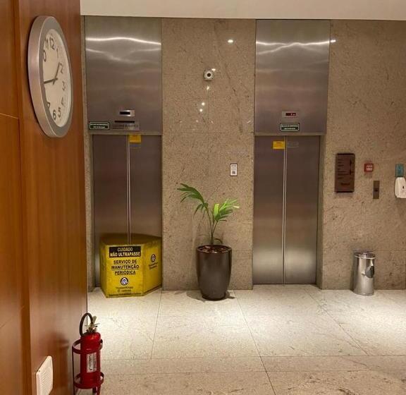 Studio No Hotel Bristol 500 Bairro Batel