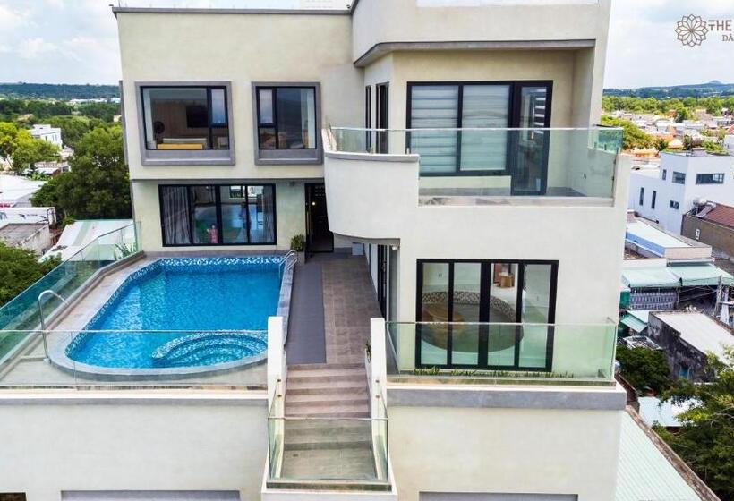 The Rebirth Apartment Binh Chau Ho Tram