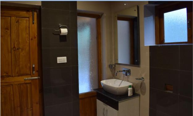 Thiksay Organic Resort And Retreat