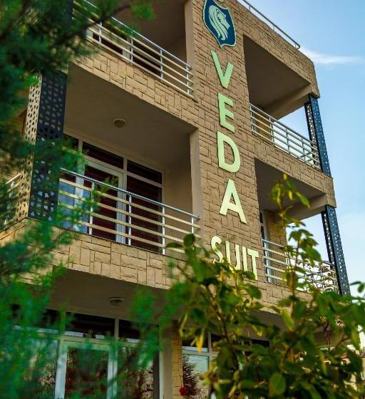 Veda Suit Residence