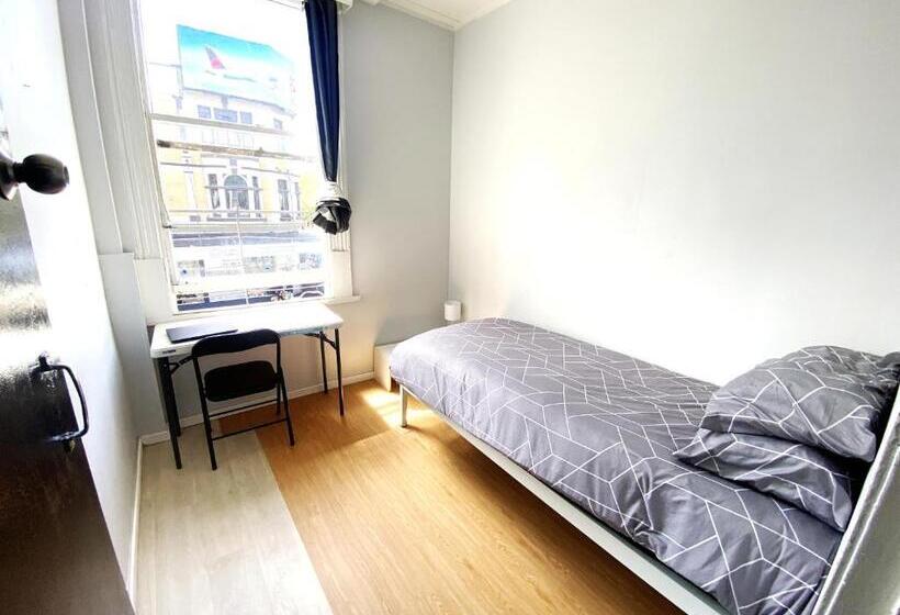 Общежитие 215 Edinburgh Castle