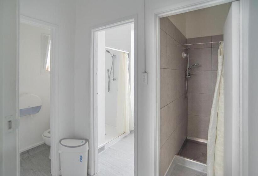 Общежитие 215 Edinburgh Castle