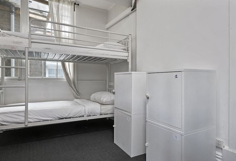 Общежитие Urban Nomad Potts Point