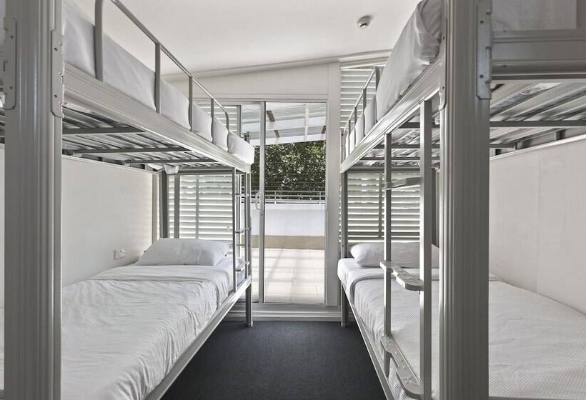 Общежитие Urban Nomad Potts Point