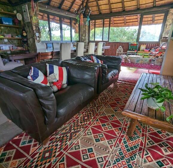 مبيت وإفطار Hasekamp Family Bush Lodge