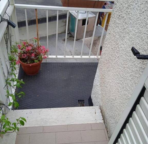 住宿加早餐  Villa Carolina