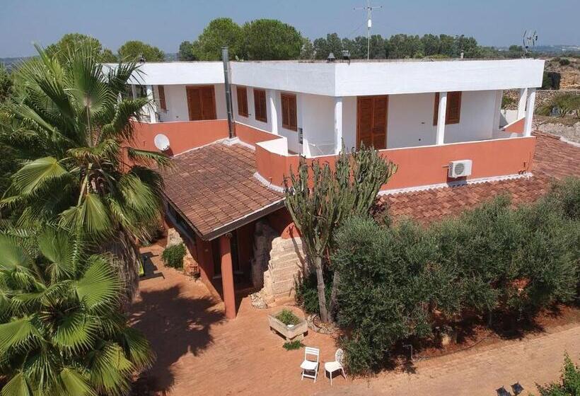 مبيت وإفطار Residence Il Carrubo