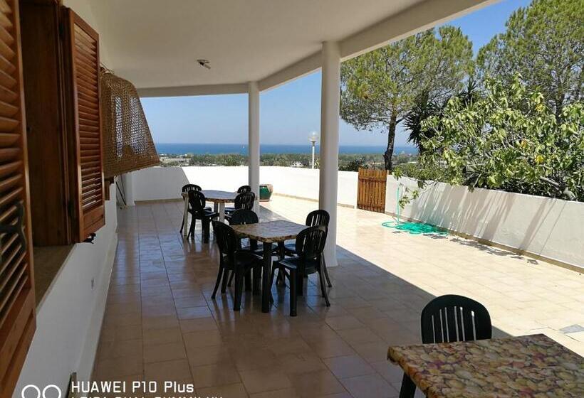 تختخواب و صبحانه Residence Il Carrubo
