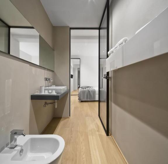 Luxury Suites Collection   Shantung Double Room