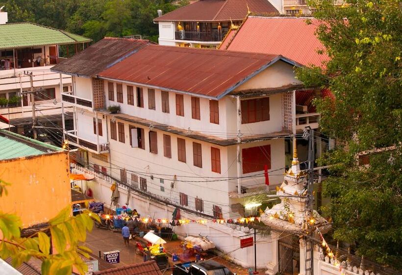 Champion Hotel & Pub