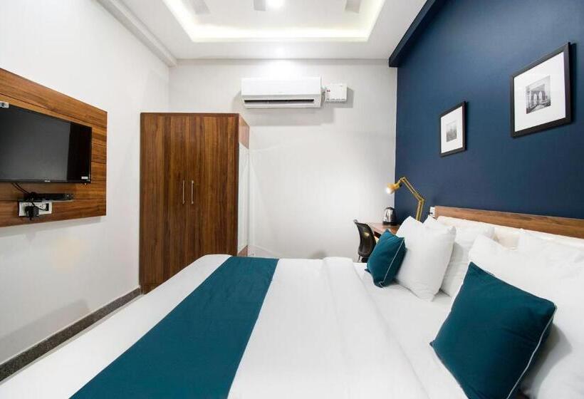 ホテル Collection O Blue Shine