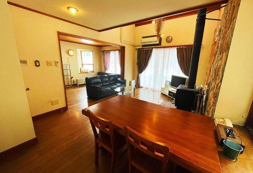 Cottage Hotel Fenice Hakuba