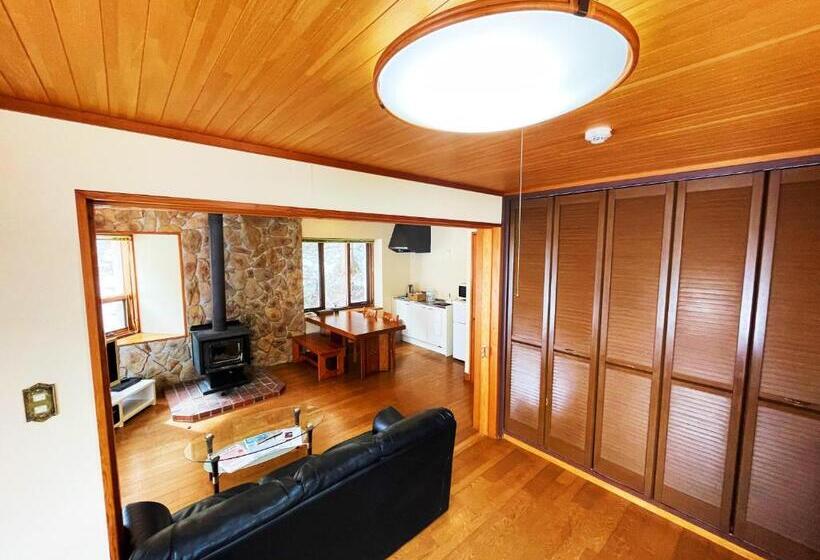 Cottage Hotel Fenice Hakuba