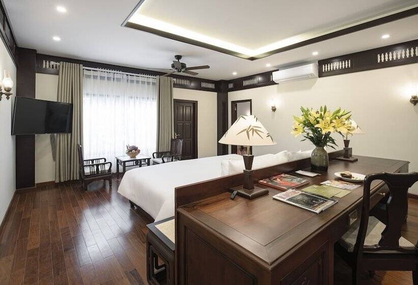 Emeralda Resort Tam Coc