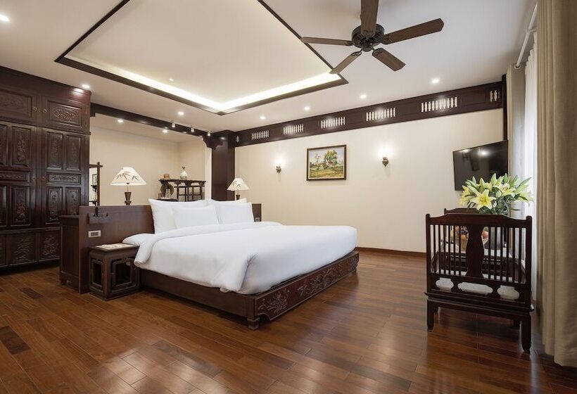 Emeralda Resort Tam Coc