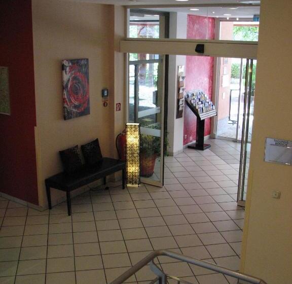 ホテル 1, 2, Sleep Boardinghouse Unterschleißheim Zentrum