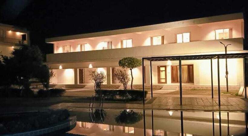 فندق Amayra The Luxury Farm
