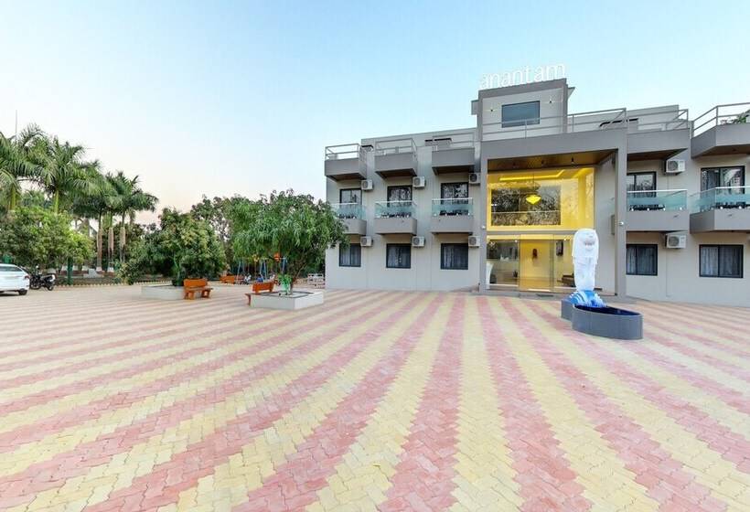 בית מלון כפרי Anantam Resort