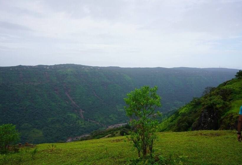 בית מלון כפרי Ashok Villa Resort