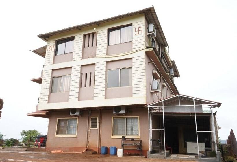 בית מלון כפרי Ashok Villa Resort