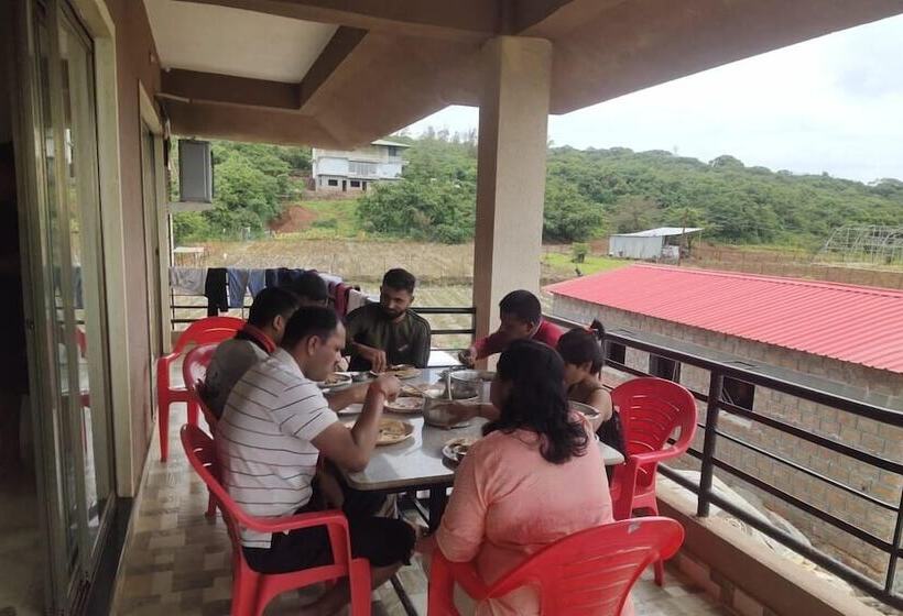 בית מלון כפרי Ashok Villa Resort