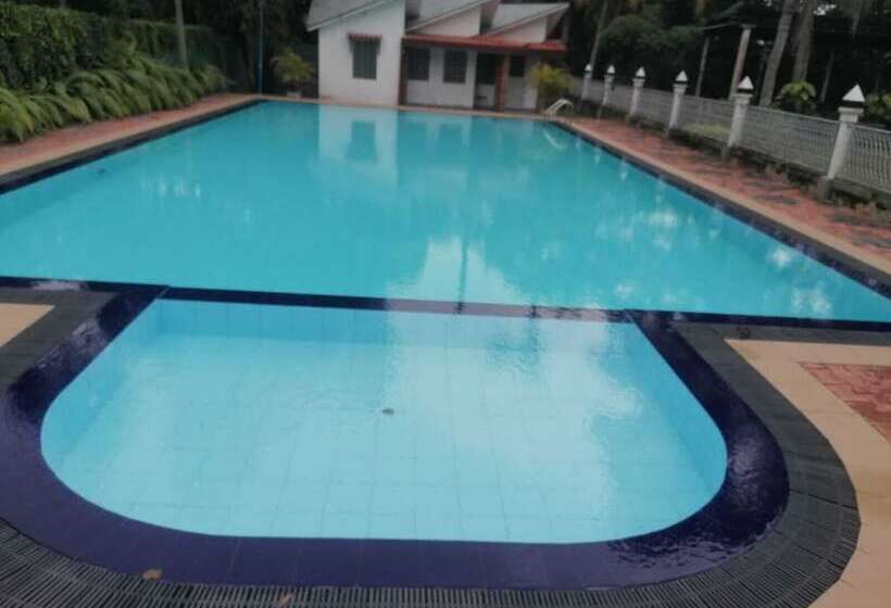 בית מלון כפרי Asiri