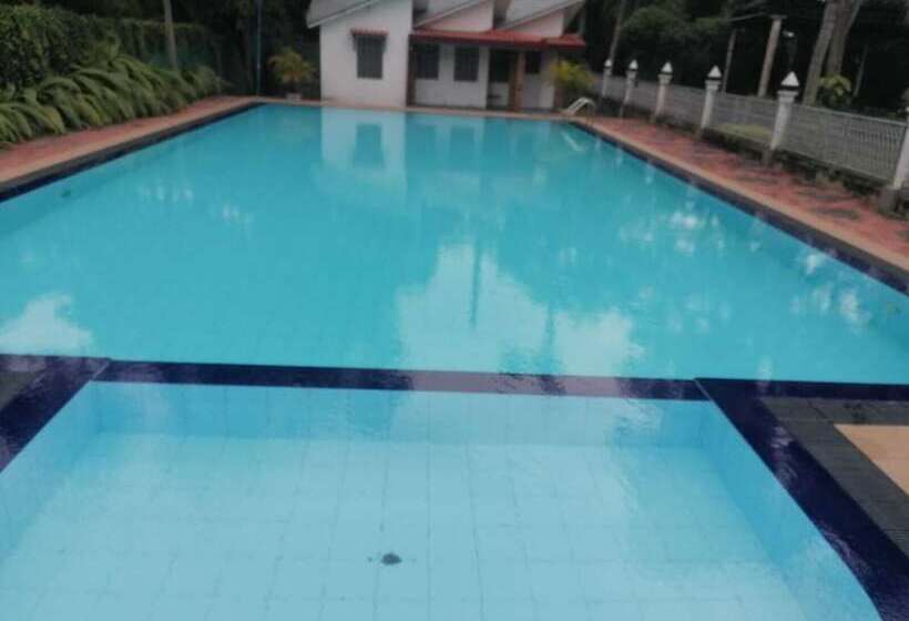 בית מלון כפרי Asiri