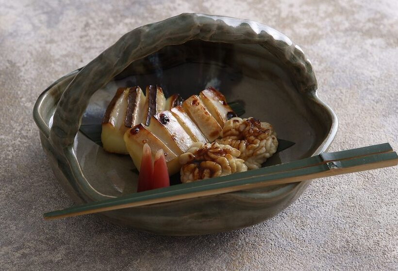 Отель Benesse House