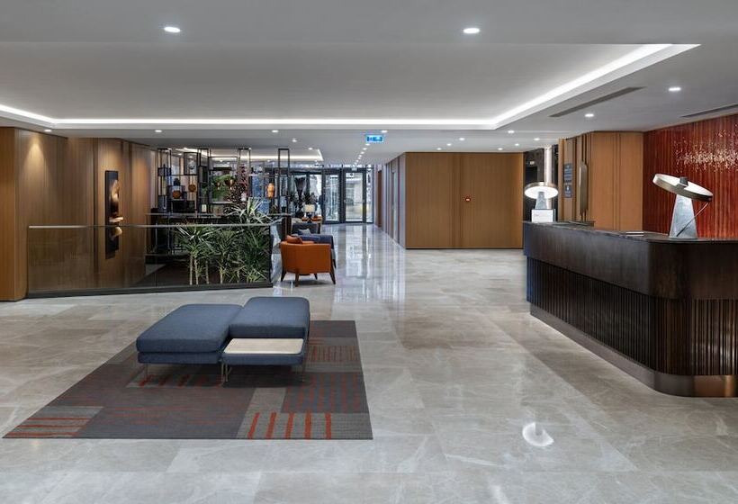 فندق Crowne Plaza Istanbul   Ortakoy Bosphorus, An Ihg