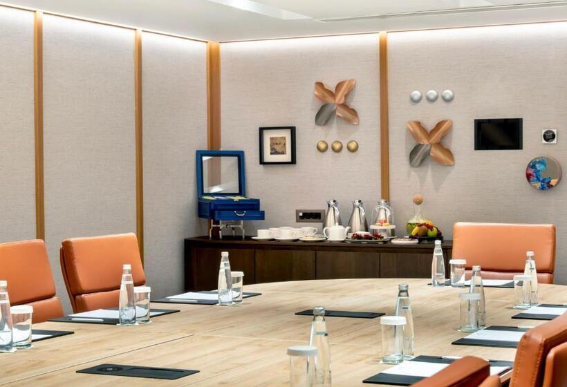 فندق Crowne Plaza Istanbul   Ortakoy Bosphorus, An Ihg