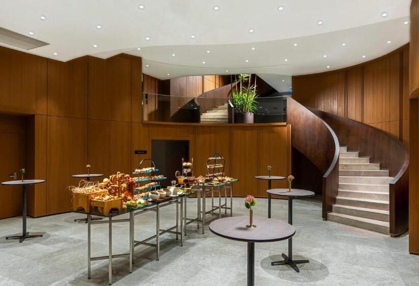 فندق Crowne Plaza Istanbul   Ortakoy Bosphorus, An Ihg