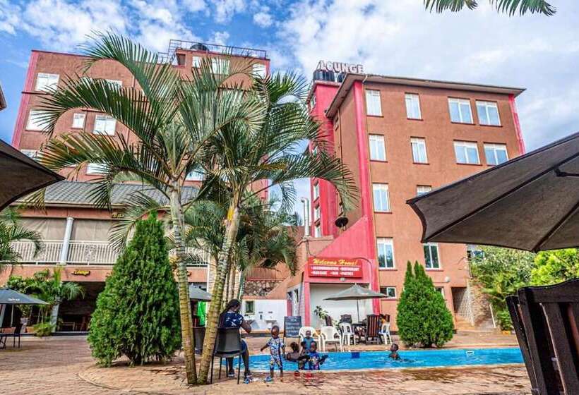 هتل Diamonds Lounge