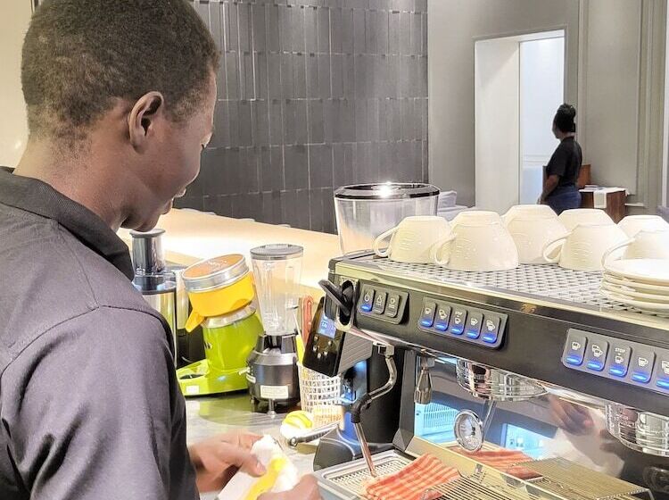 هتل Fontis Residences