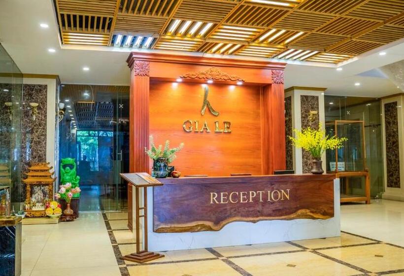 هتل Gia Le