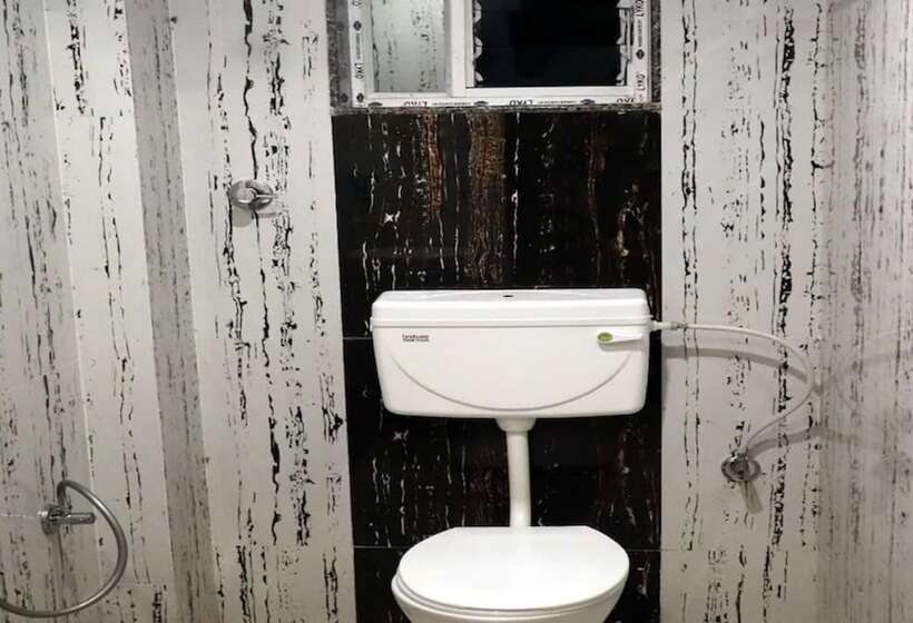 בית מלון כפרי Neel Sagar, Rajbari Complex, Old Digha