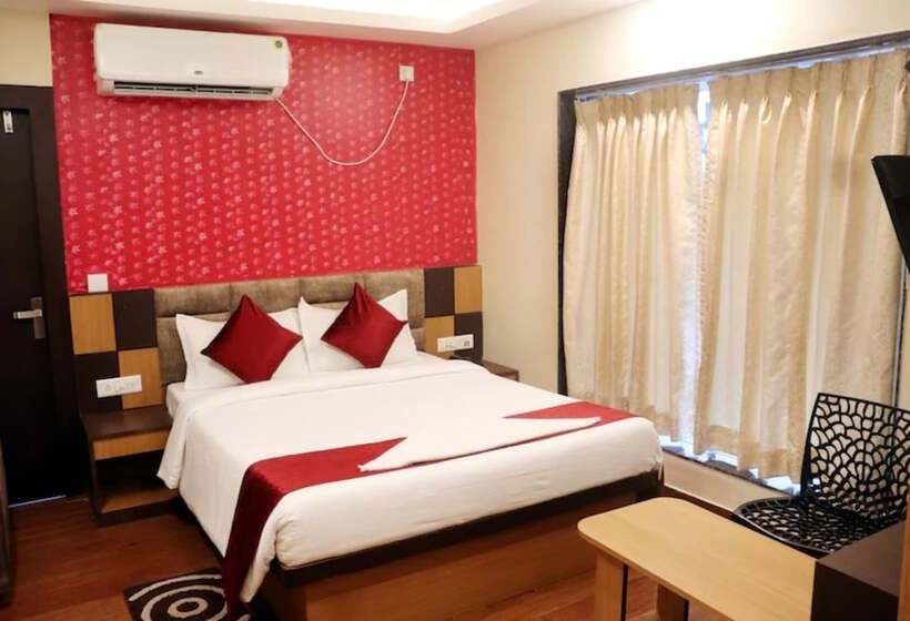 בית מלון כפרי Neel Sagar, Rajbari Complex, Old Digha