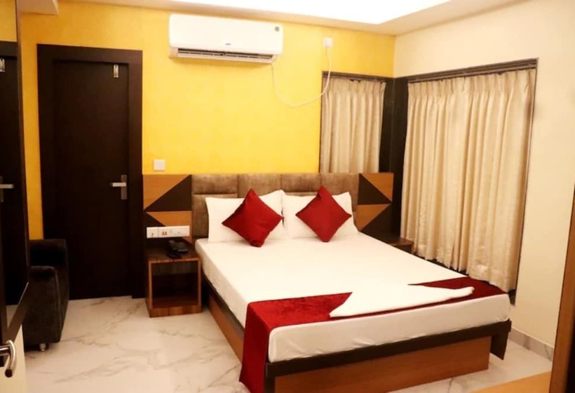 בית מלון כפרי Neel Sagar, Rajbari Complex, Old Digha