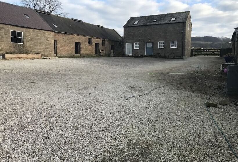 Отель Gratton Grange Farm Bed & Breakfast