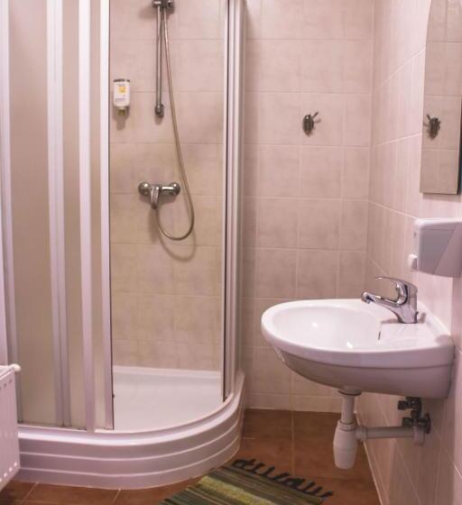 هتل Guesthouse četri Vēji