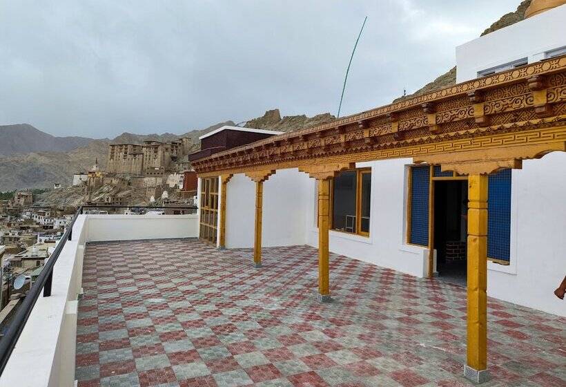 酒店 Hill Top Heaven