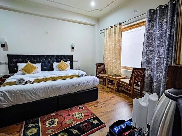 酒店 Hill Top Heaven