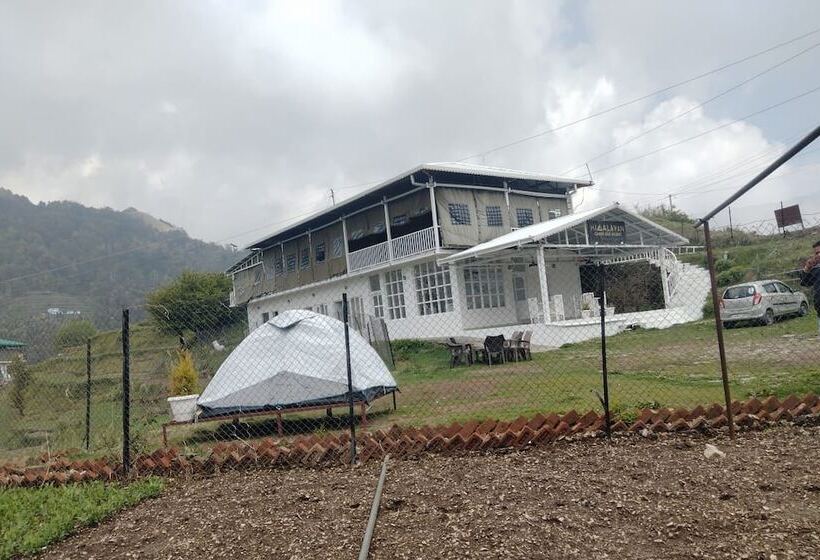 בית מלון כפרי Himalayan Camps And Resort