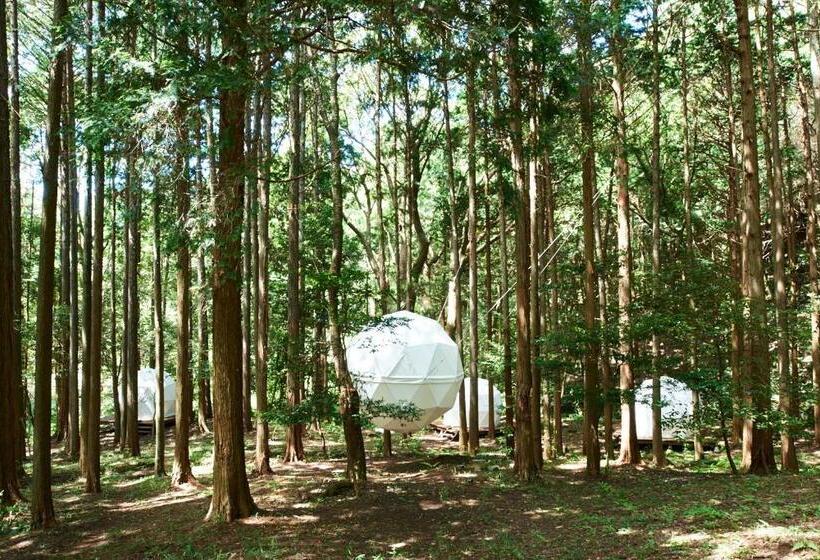 ホテル 泊まれる公園 Inn The Park