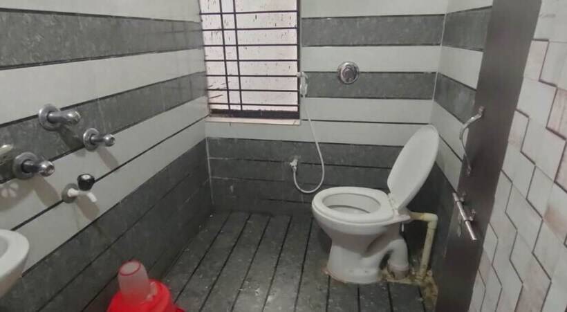 Отель Iroomz City Lite Lodge