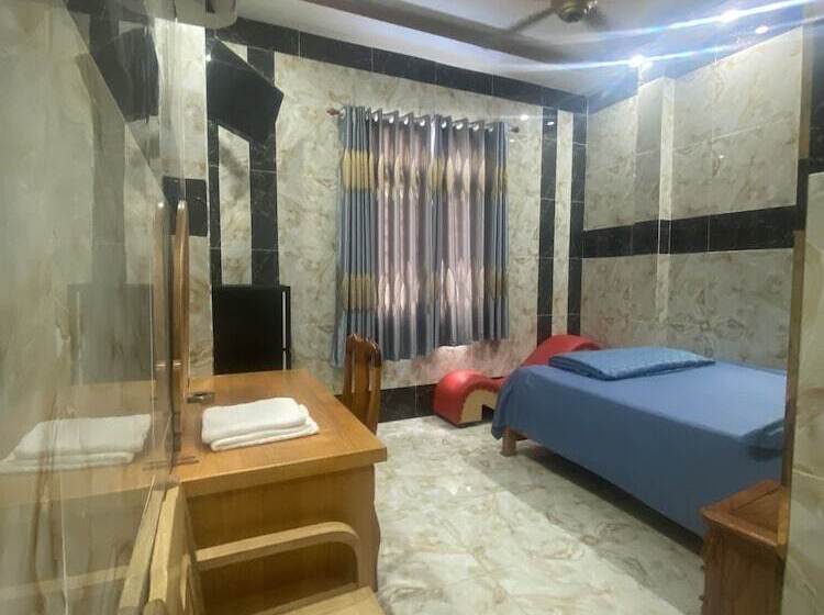 Отель Khach San Hoi Nghia