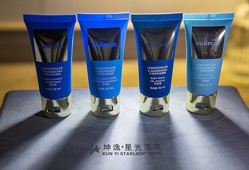 ホテル Kunyixingguangjiudian