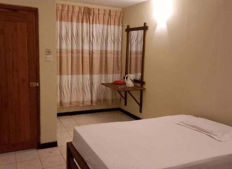 فندق Lions Den & Lions D Restaurant Bar