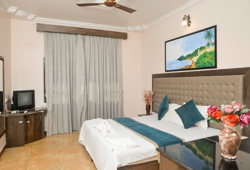 בית מלון כפרי Lucianas Beach Resort