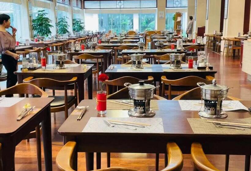 ホテル Luoxingge Narada